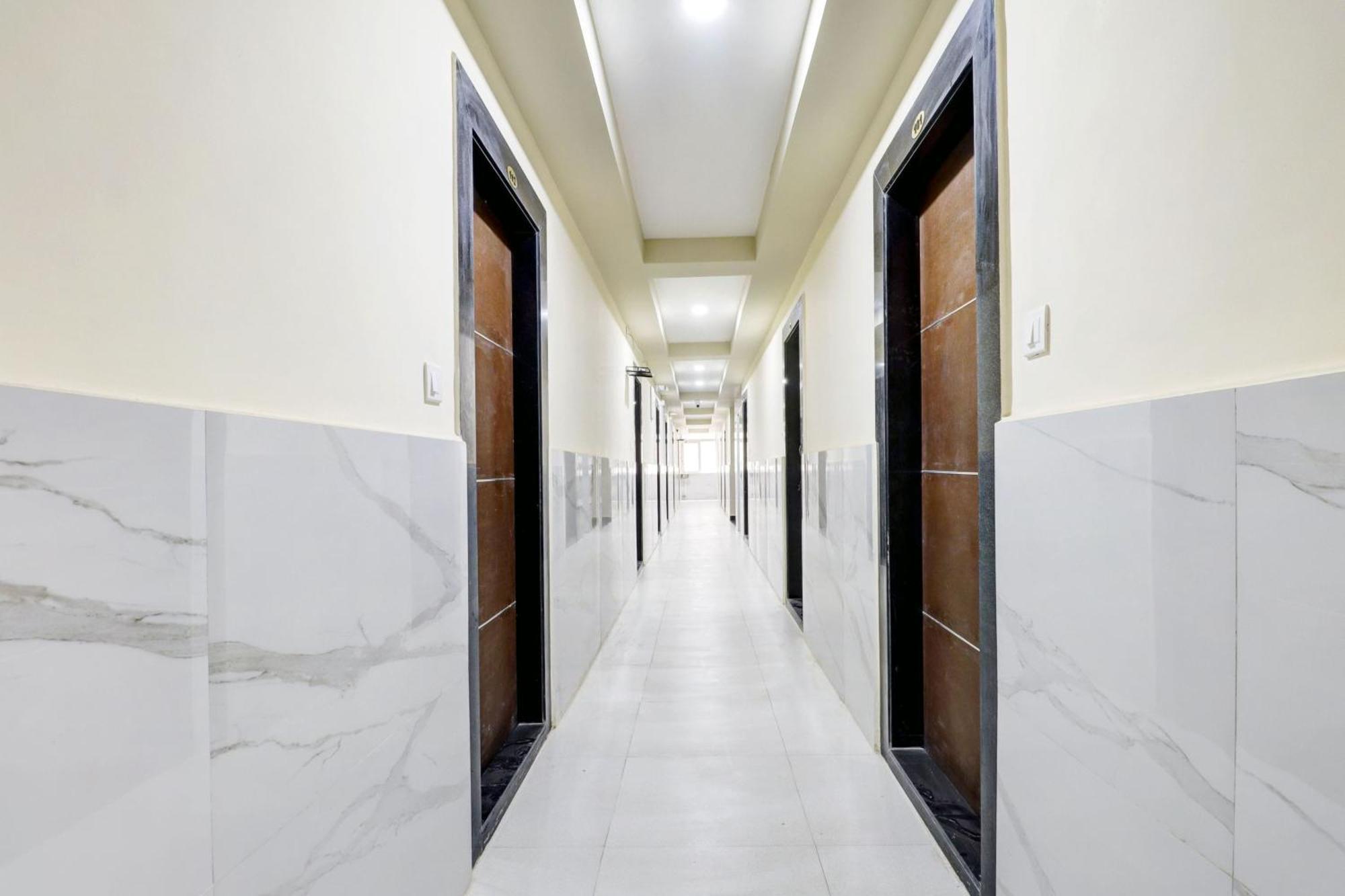 Super Hotel O Sri Harshitha Grand Near Zudio - Star Bazaar, Kundalhalli Gate 班加罗尔 外观 照片